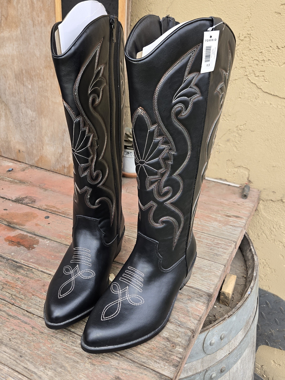 torrid Black Tall Western Embroidered Knee-High Boots 9.5 Wide Calf